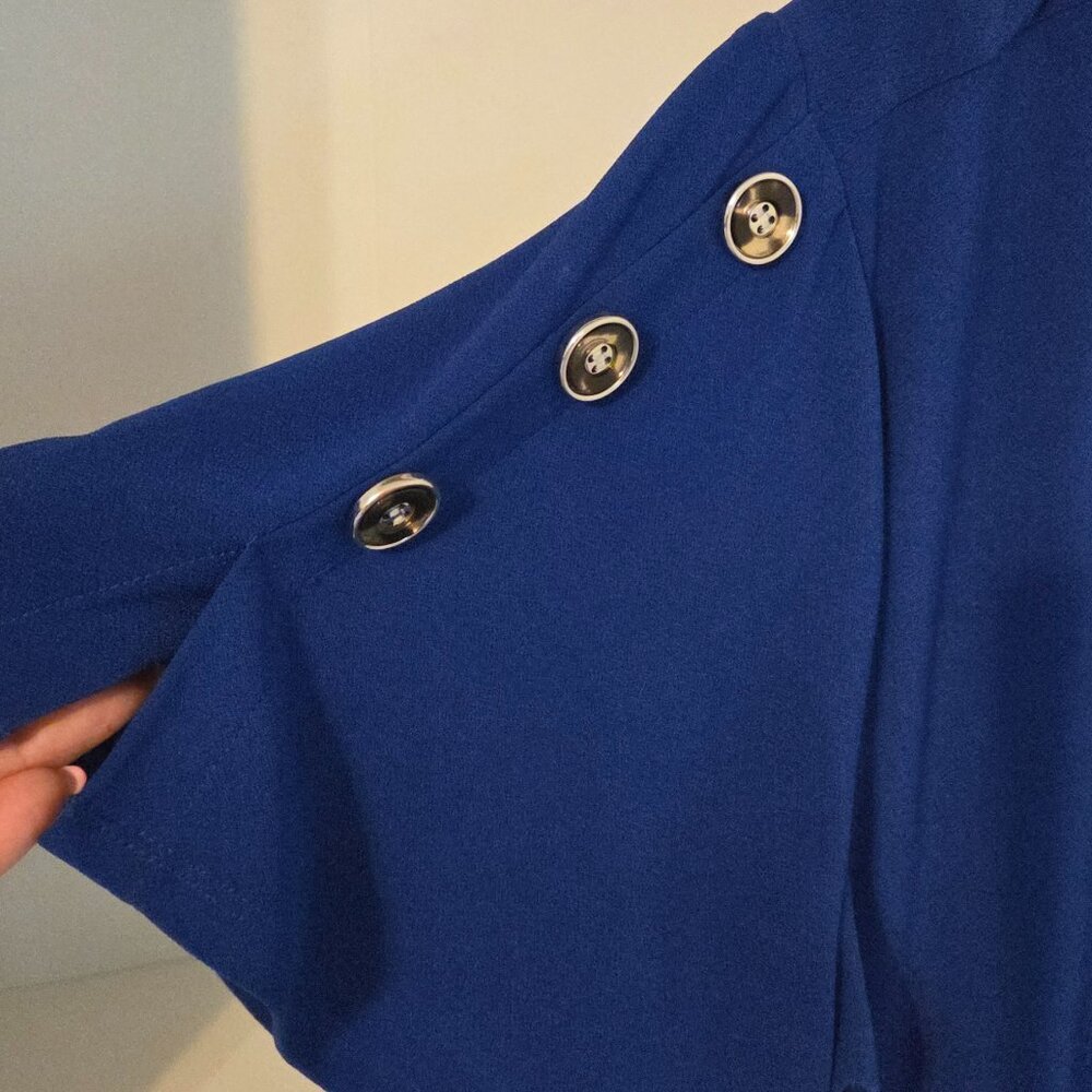 Top - Picture 3 of 3